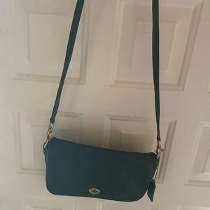 Vintage coach dark emerald green crossbody bag